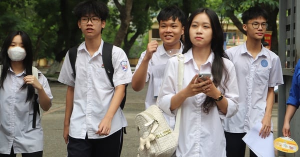 Hanoi: Specialized high schools change entrance exam subjects for grade 10