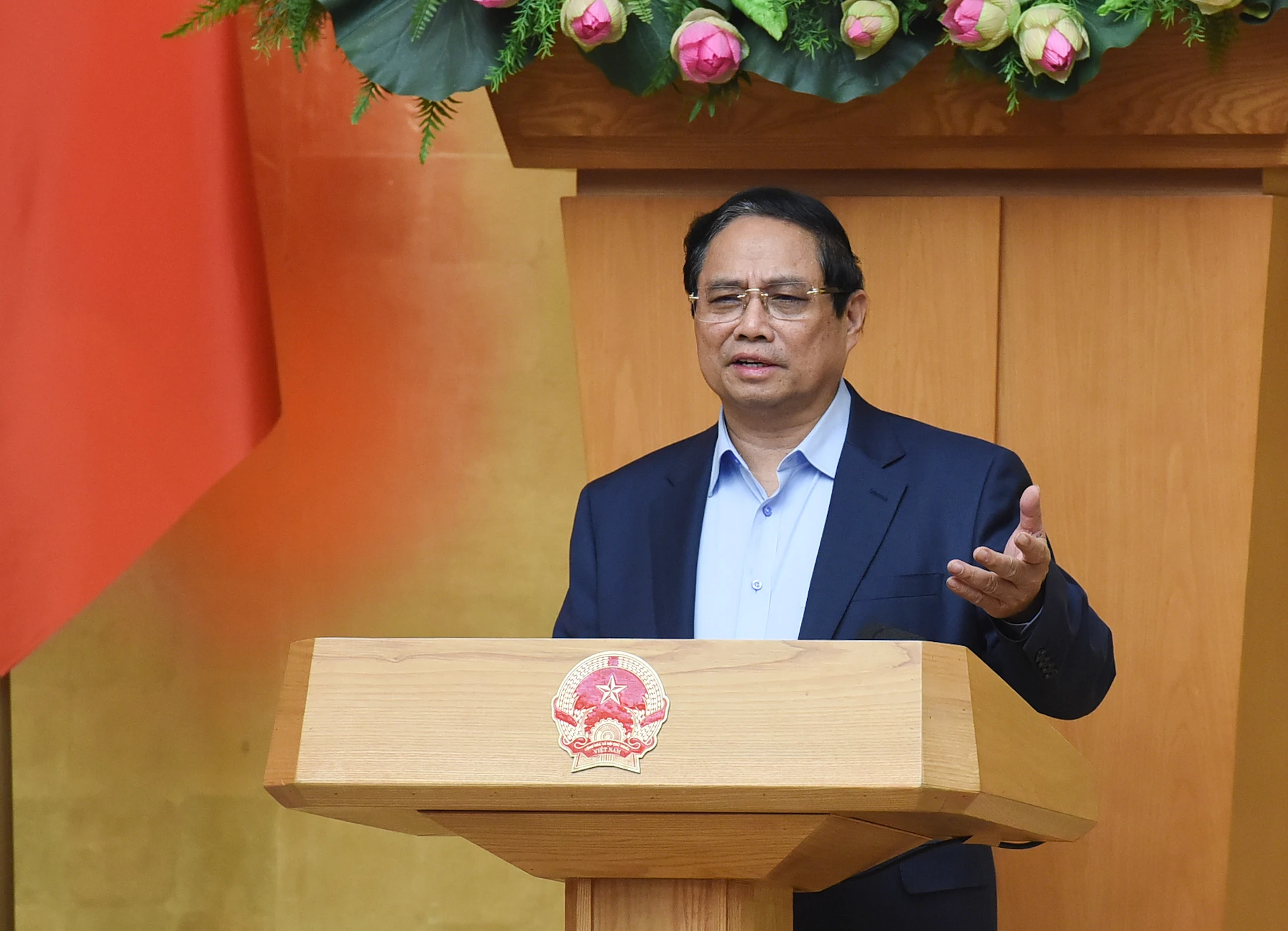 [Photo] Prime Minister Pham Minh Chinh chairs the Government's special meeting on law making in March 2025 photo 1