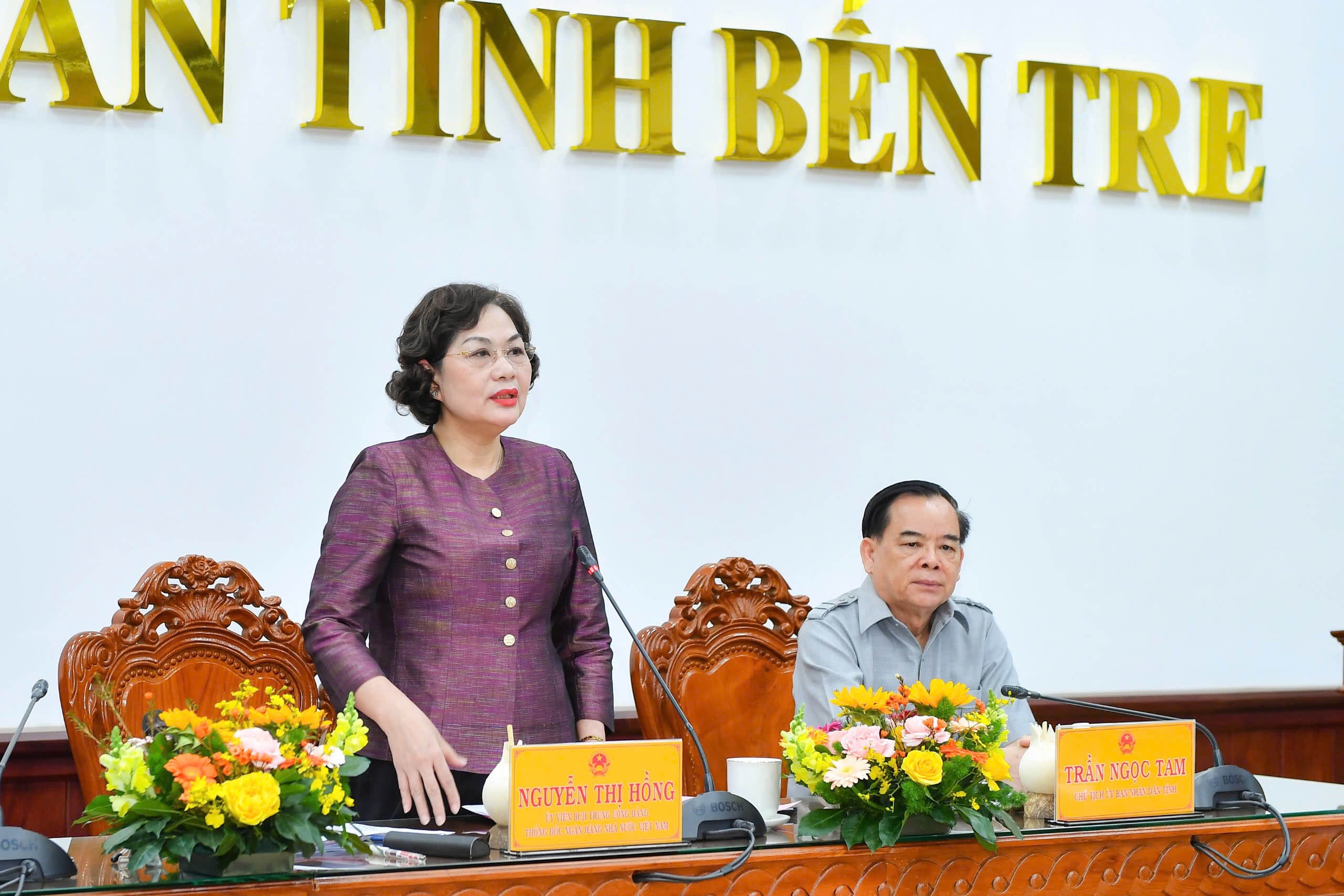 Governor and Government delegation work in Ben Tre