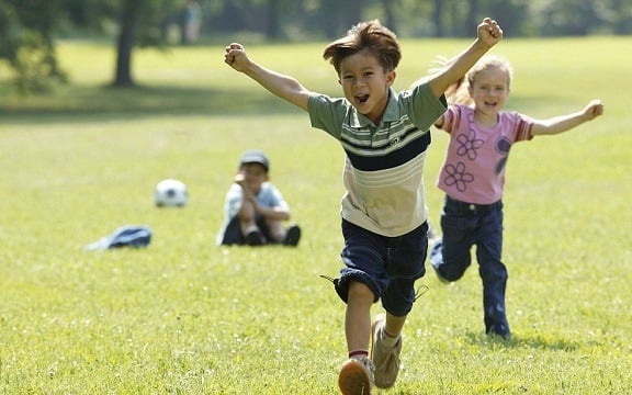 親が知っておくべき子供のEQを高める簡単な方法