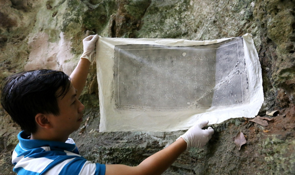 Scientific discussion on the influence of Buddhism in the Ma Nhai Stele heritage