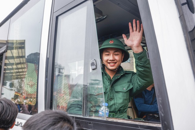 'Hoàn thành nghĩa vụ quân sự sẽ về nhà cưới em'- Ảnh 18.
