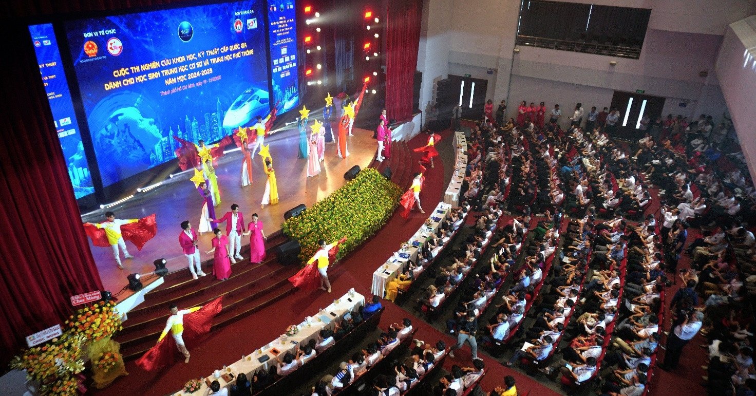 National Science and Technology Research Competition held at Ton Duc Thang University