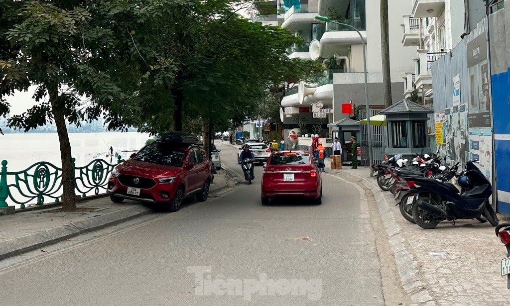 高架化により高さ21メートルに拡張される西湖道路のクローズアップ写真2