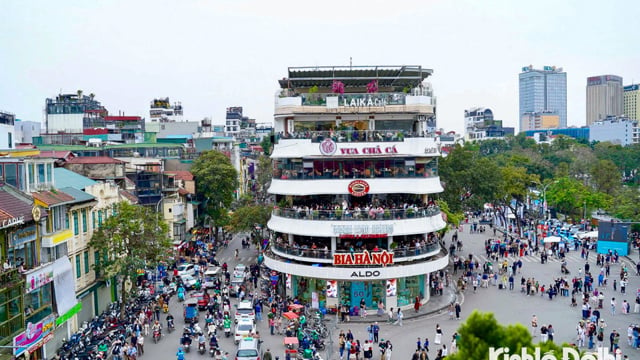 Hoan Kiem District informs about the clearance of the "Shark Jaw" building