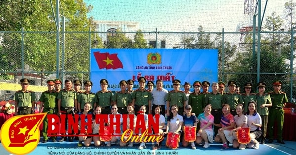 Полиция провинции открывает клуб Pickleball