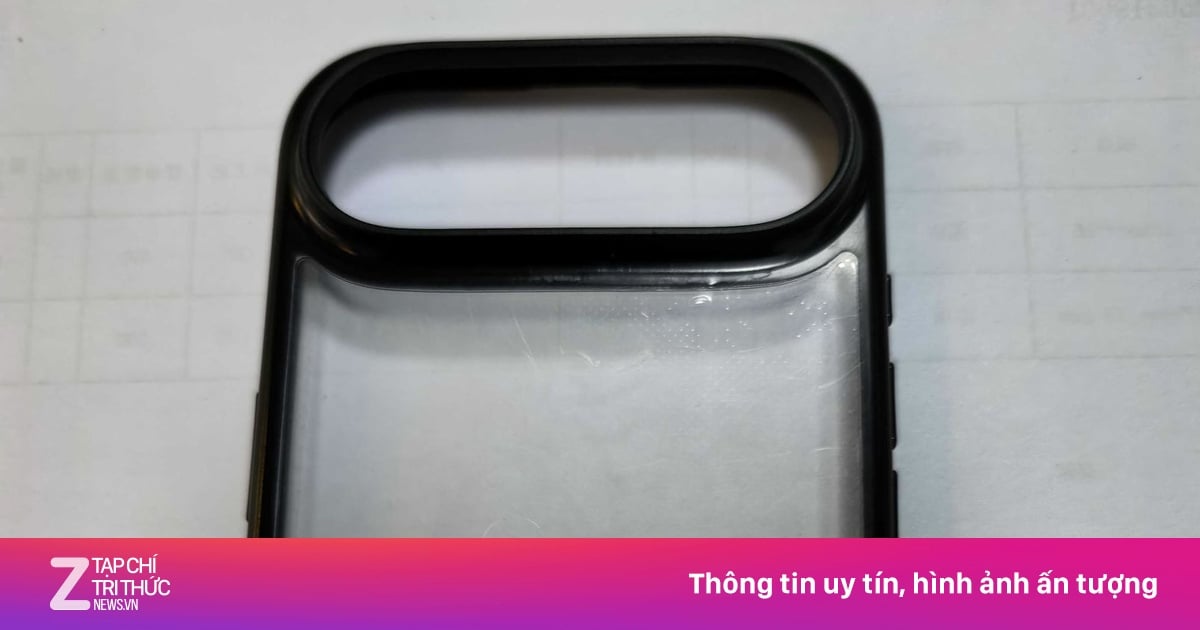 Revealing the camera cluster of the super thin iPhone