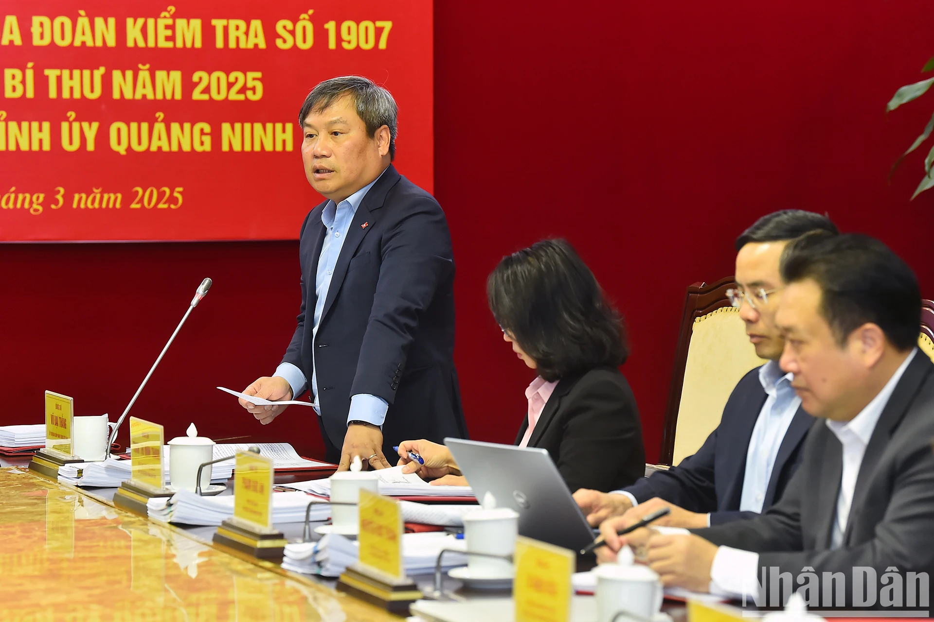 [Photo] La conférence a approuvé le projet de rapport sur les résultats de l'inspection du Comité permanent du Comité provincial du Parti de Quang Ninh. Photo 7