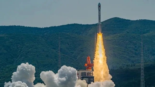 Révélation du lancement du satellite de communication chinois dans l'espace photo 1