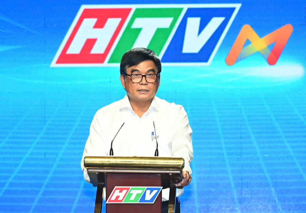 21-3. HTV 2.jpg