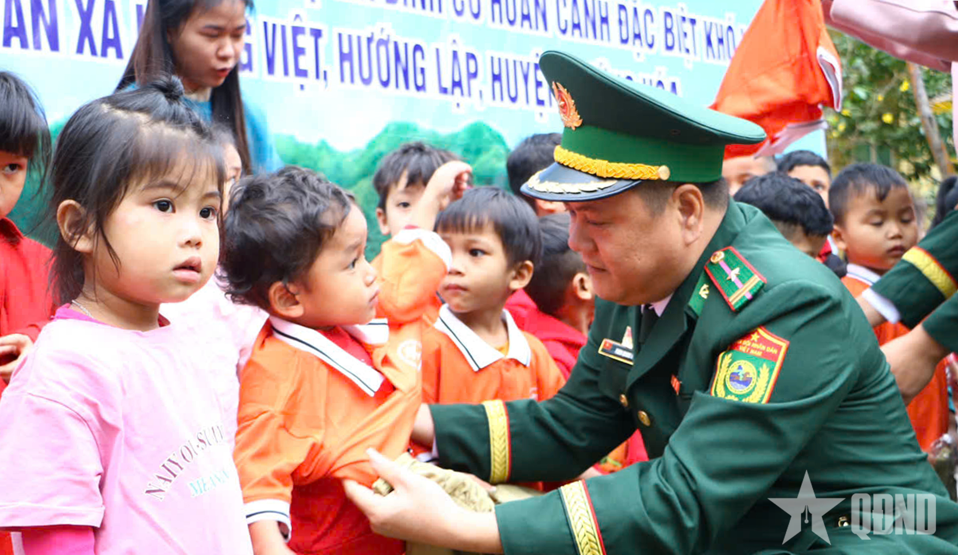 ក្រអូបបេះដូងទាហាននៅព្រំដែន