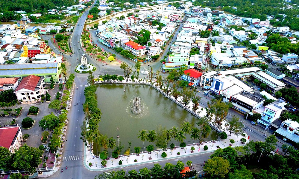 Cau Quan Town vereint sich zum Aufbau eines zivilisierten Stadtgebiets