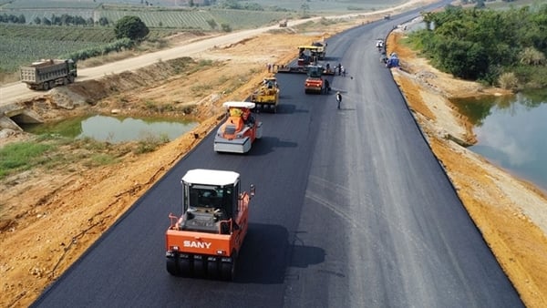 North-South Expressway: Resolutely and strictly handle contractors who violate contracts