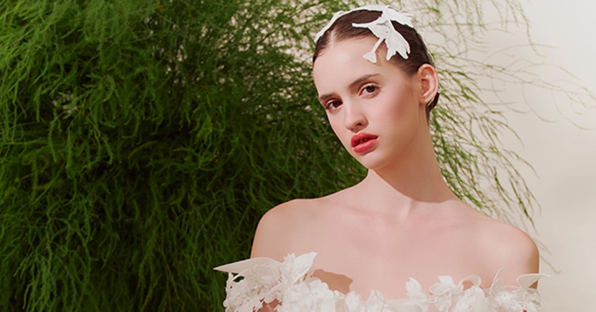 Vestido de novia de lujo inspirado en flores, tardó 240 horas en completarse.