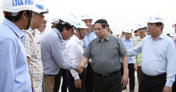 Premier ministre : Autoroute Bien Hoa