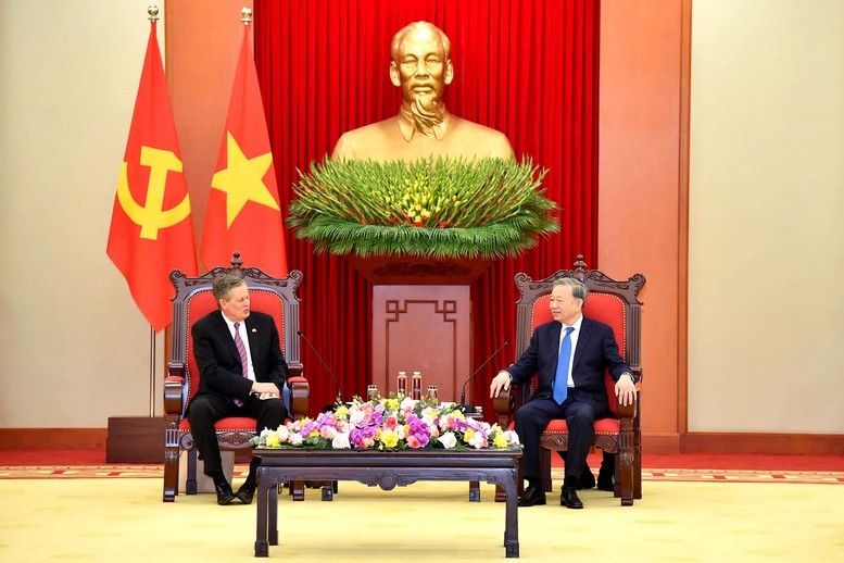 The General Secretary affirmed that the United States is one of Vietnam's leading important partners, welcoming the United States to continue to strengthen cooperation with Vietnam and support Vietnam.