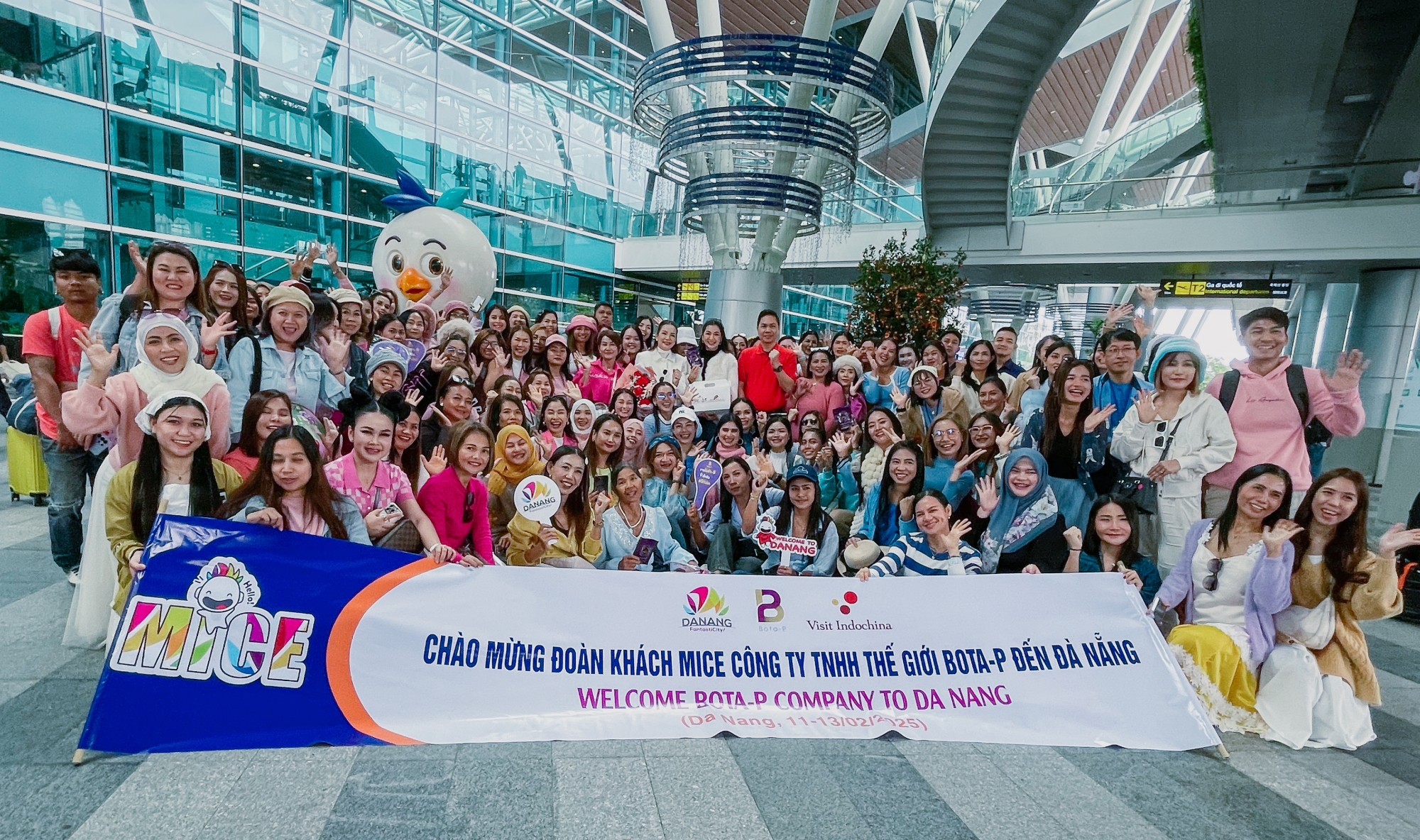 Touristes internationaux à Da Nang. Photo : NGOC HA