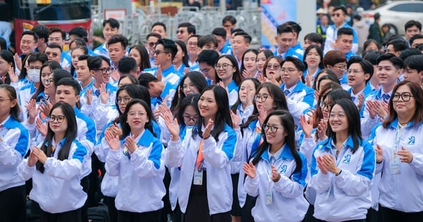 조기 입학은 더 이상 없고, 동등 점수 환산에 대한 공개 규칙은 없습니다.