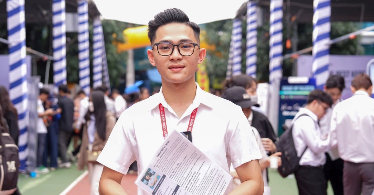 HUTECH Alumni Job Fair 2025: Cầu nối cựu sinh viên và thế hệ sau