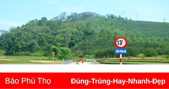 Dồn lực đầu tư, phát triển hạ tầng vùng khó