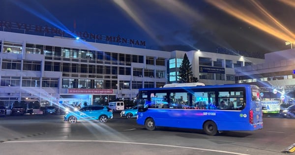 Utilisez des bus de haute qualité pour récupérer les passagers au terminal Tan Son Nhat T3