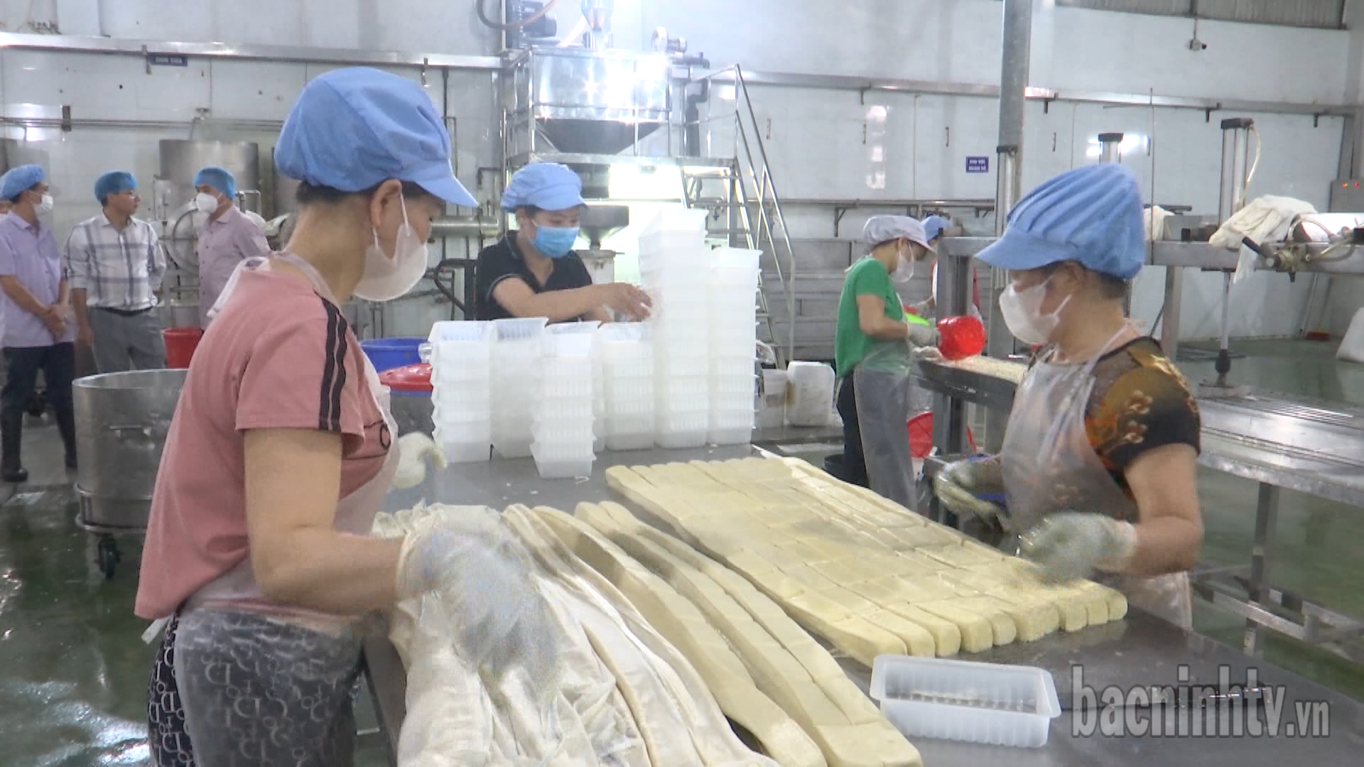 El barrio de An Binh recibe el título de Artesano de Tofu Tradicional Nghi Khuc