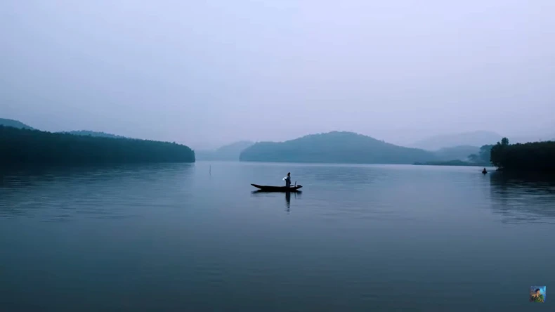 Nghe An-Sänger veröffentlicht Musikvideo „Rejuvenating“ Vi Giam Foto 2