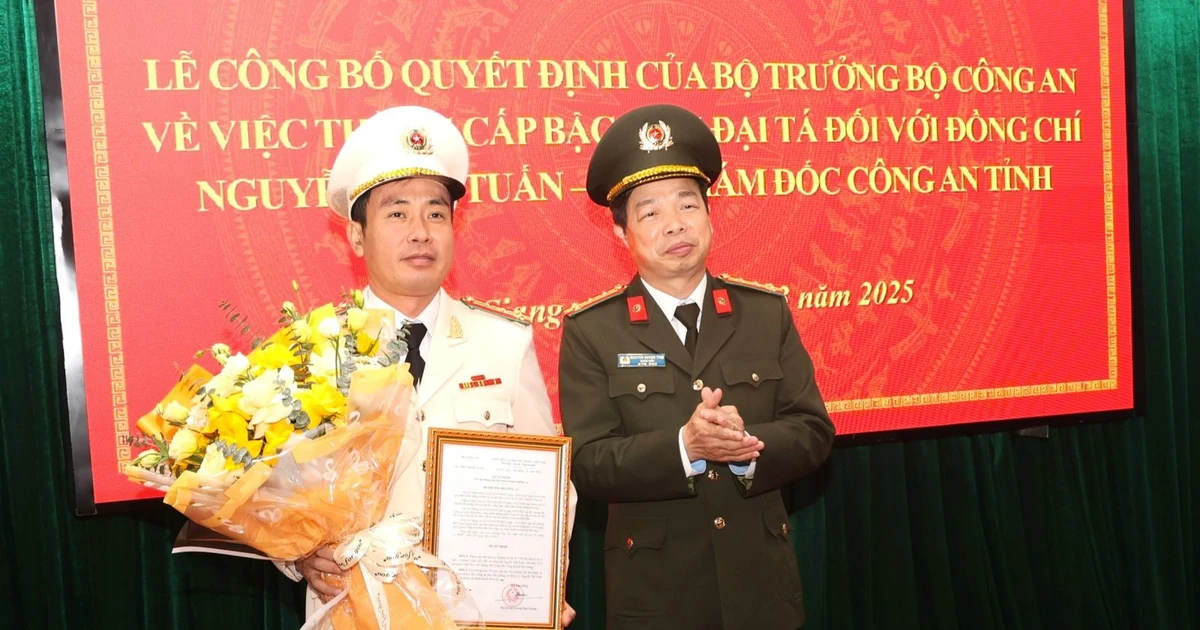 Le directeur adjoint de la police provinciale de Bac Giang a été promu au grade de colonel