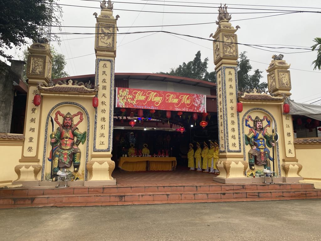 Traditionelles Fest des Quach A Nuong Tempels