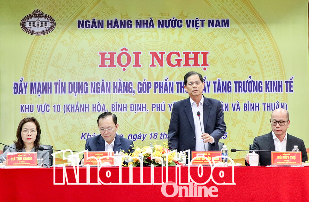 Đẩy mạnh tín dụng ngân hàng, góp phần thúc đẩy tăng trưởng kinh tế