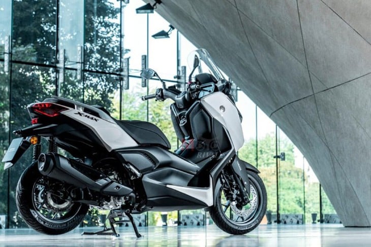 Yamaha XMAX 300 2025 