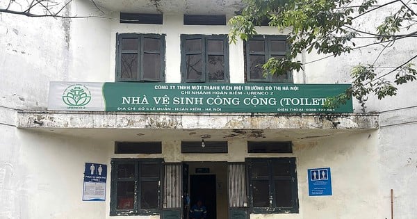 Ám ảnh nhà vệ sinh công cộng ở Hà Nội