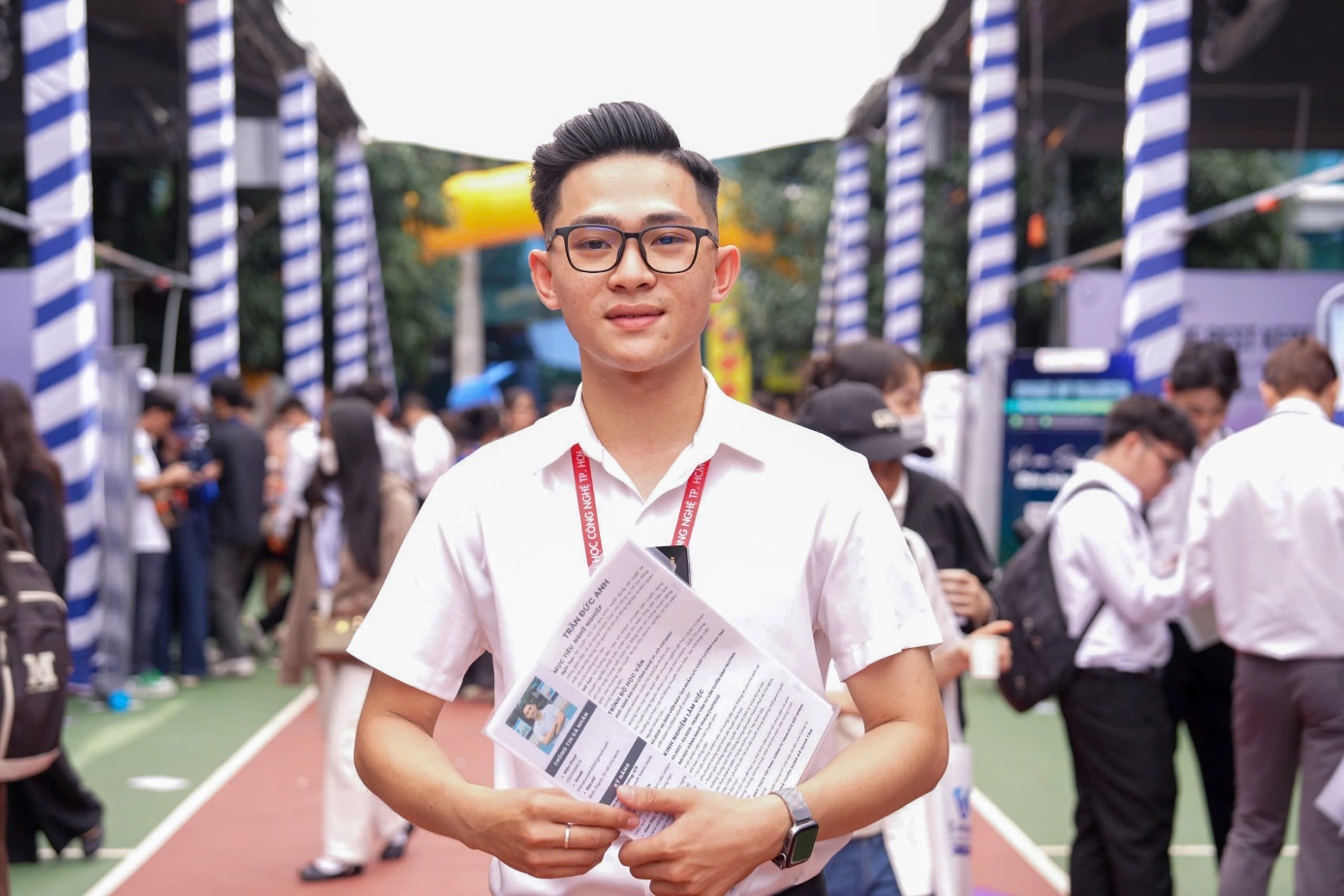 HUTECH Alumni Job Fair 2025: Cầu nối cựu sinh viên và thế hệ sau - Ảnh 5.