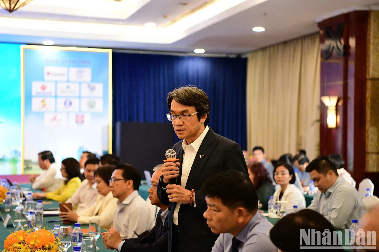 Workshop „Beseitigung politischer Defizite zur Förderung der Rolle der Privatwirtschaft in der vietnamesischen Wirtschaft“ Foto 15