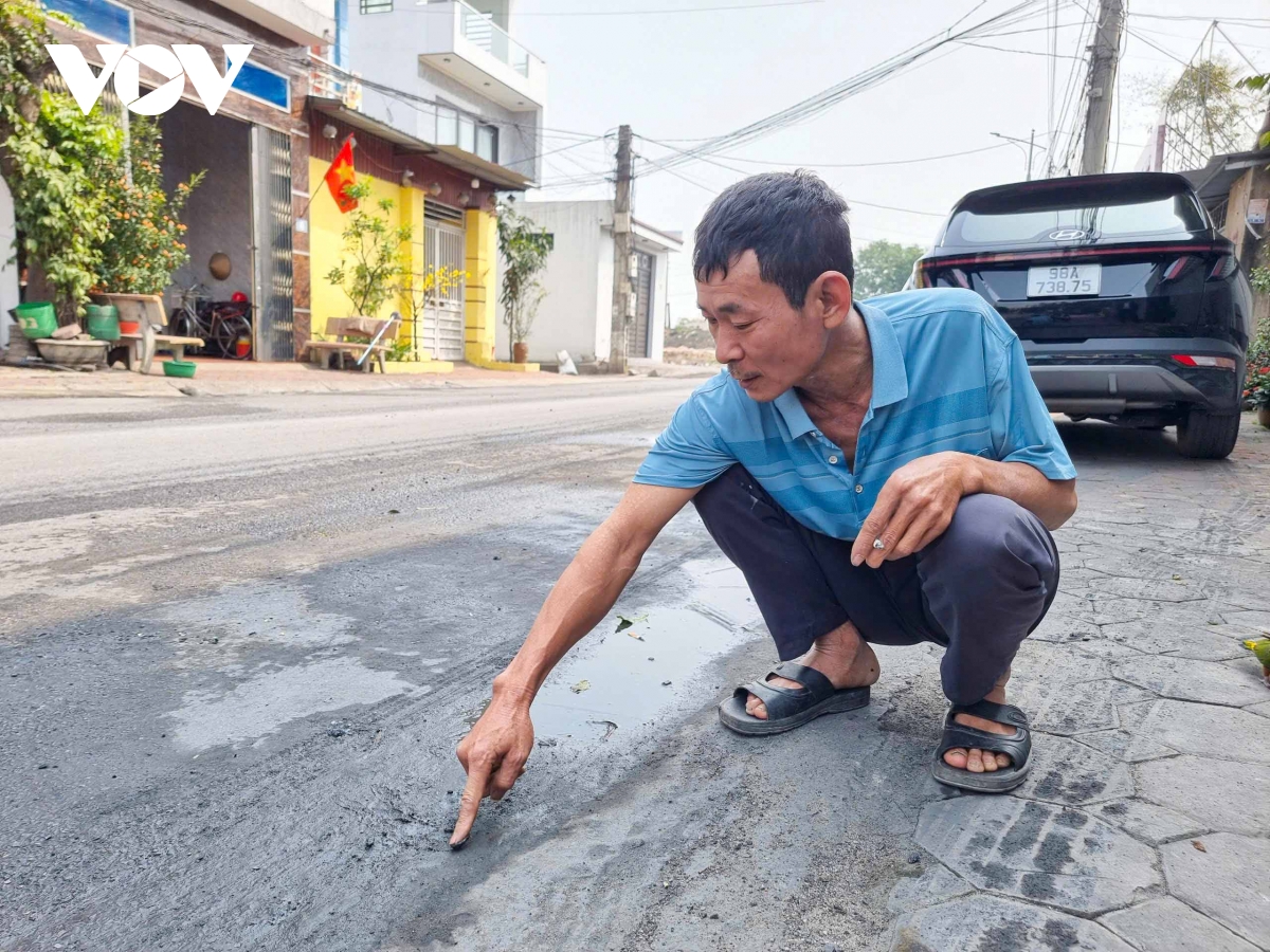 nguoi dan tp bac giang kho vi bai than gay o nhiem moi truong hinh anh 2