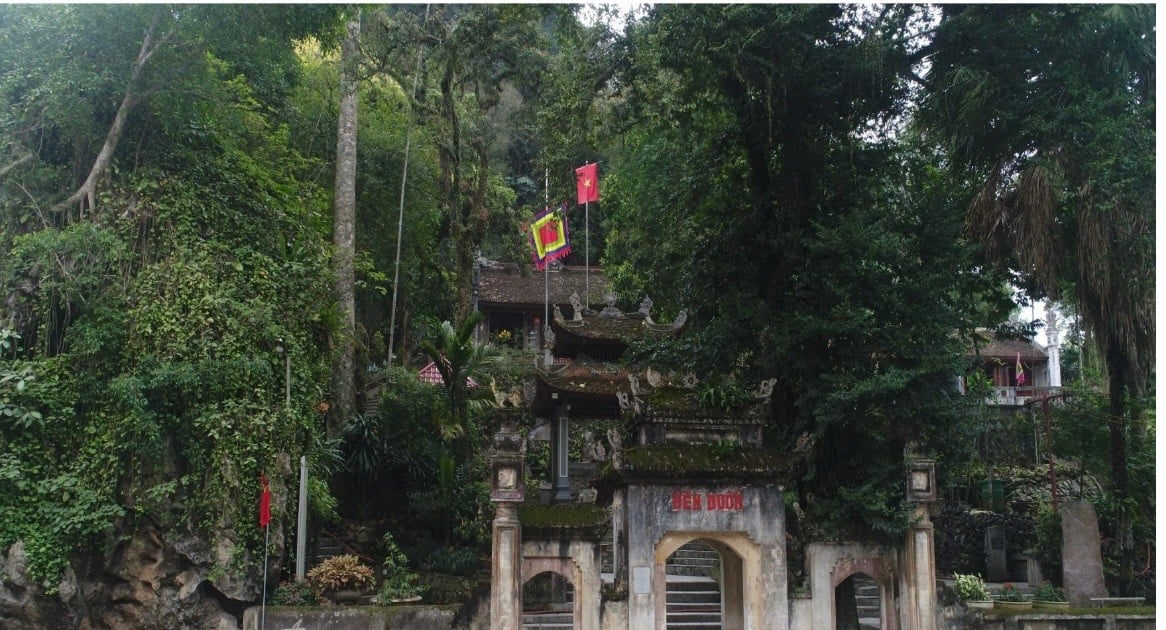 国家歴史遺跡ドゥオム寺院は修復が必要です。