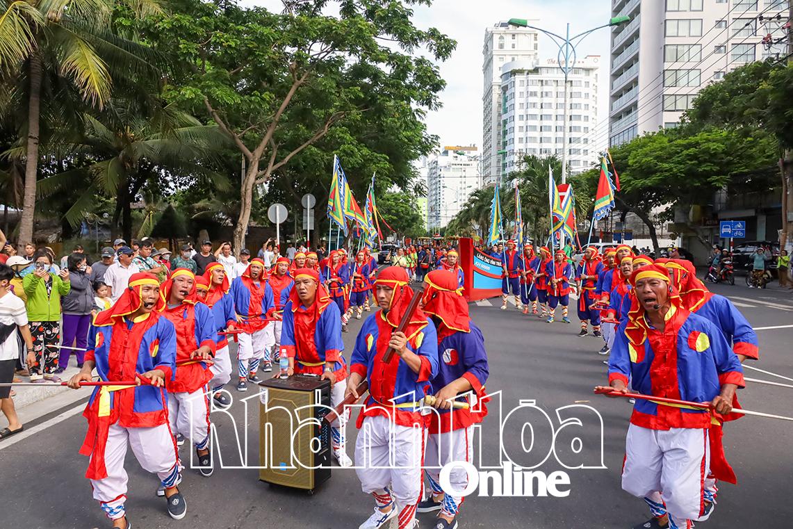 Tái hiện lễ hội cầu ngư trong Festival Biển 2023. Ảnh minh họa.