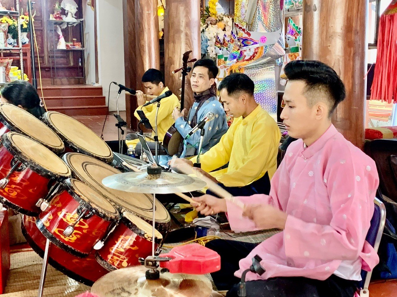 ความงามของการบูชาพระแม่เจ้าในฤดูใบไม้ผลิ