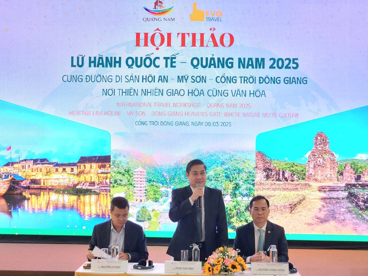 Leaders of Quang Nam province and representatives of the Vietnam National Tourism Administration chaired the workshop. Photo: QUOC TUAN