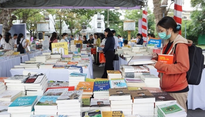 Nehmen Sie sich Zeit für die Organisation des Vietnamesischen Buch- und Lesekulturtages