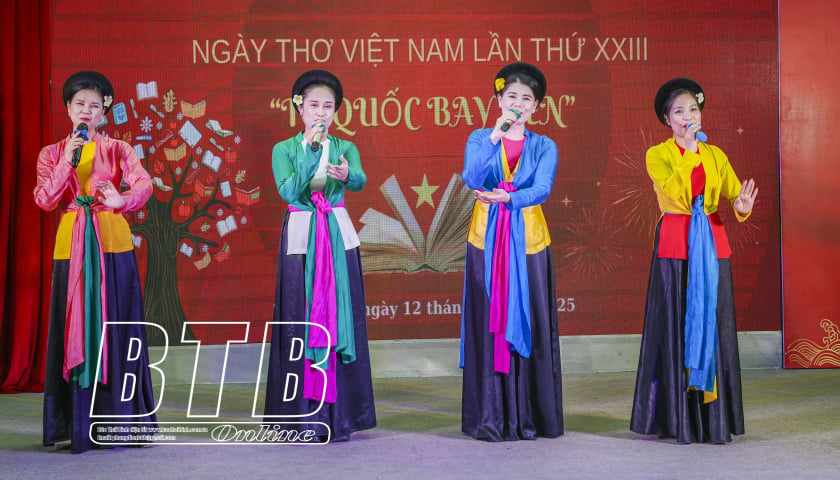 Say mê sáng tác văn học nghệ thuật