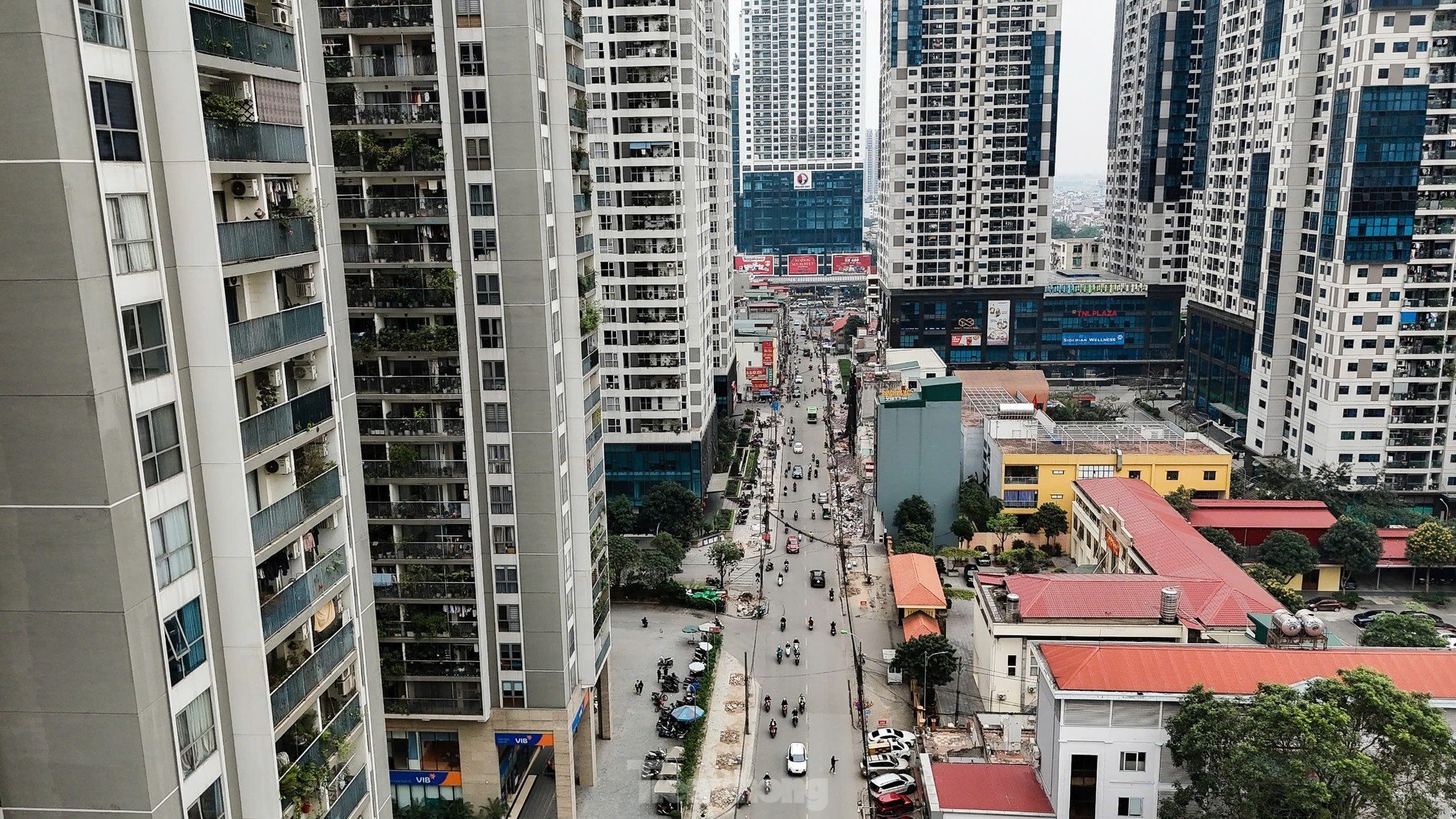 Wie wird derzeit das fast 400 Milliarden VND teure Erweiterungsprojekt der Nguyen Tuan Street durchgeführt? Foto 3