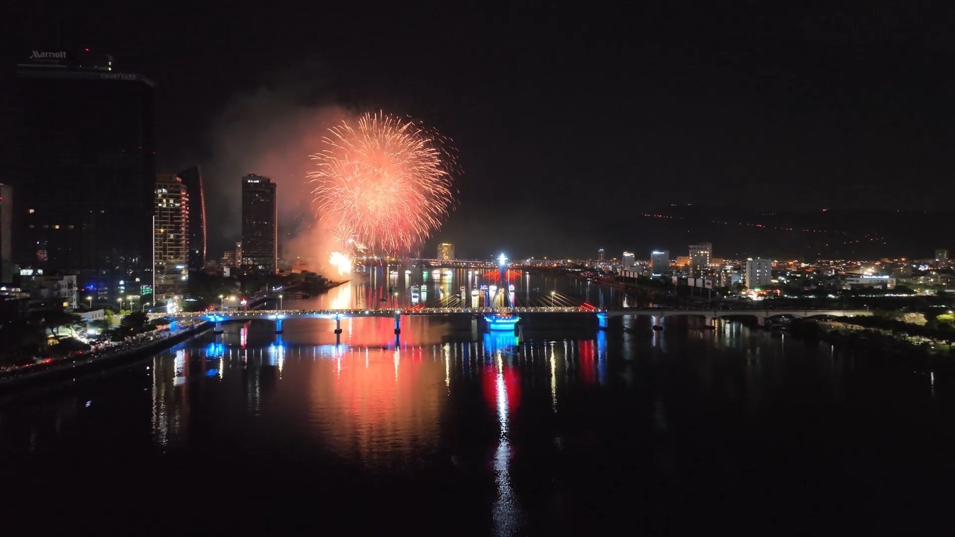 Da Nang: Many new tourism products accompany DIFF 2025