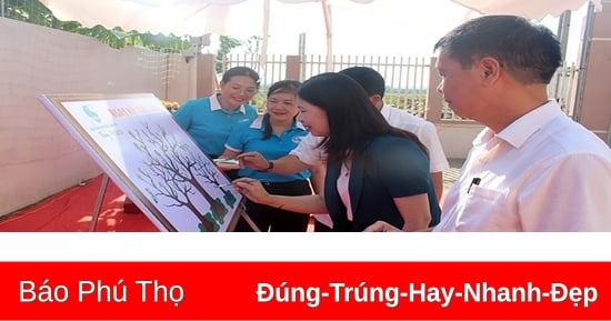 Phụ nữ tham gia xây dựng nông thôn mới