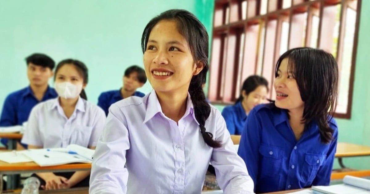 Quang Ngai supports Lao students with the highest level of over 7 million VND/month