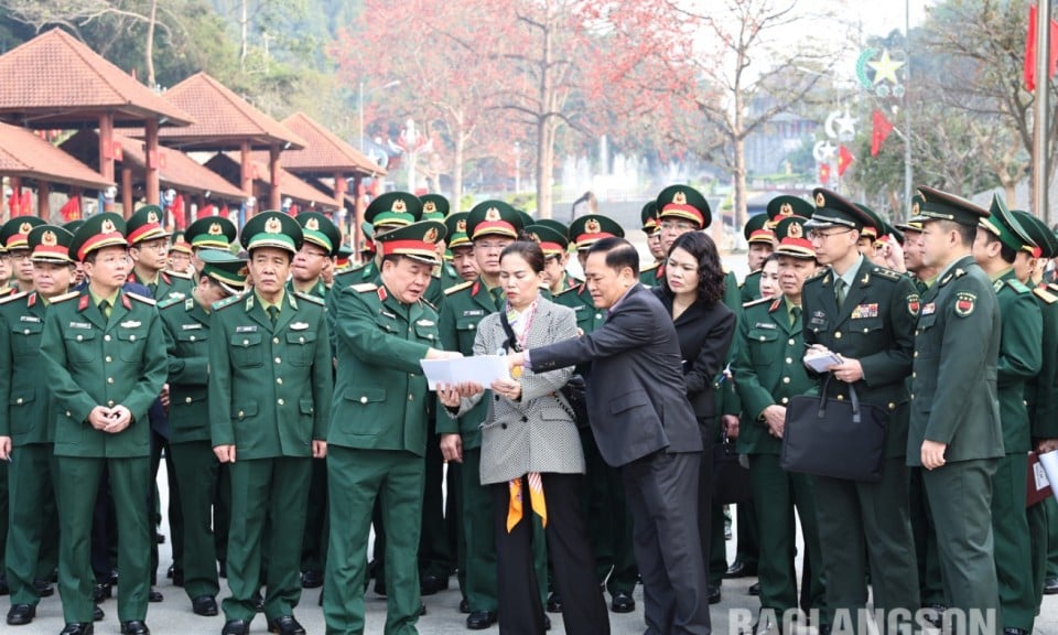 Ministry of National Defense inspects preparations for the 9th Vietnam-China Border Defense Friendship Exchange in Lang Son - Lang Son Newspaper