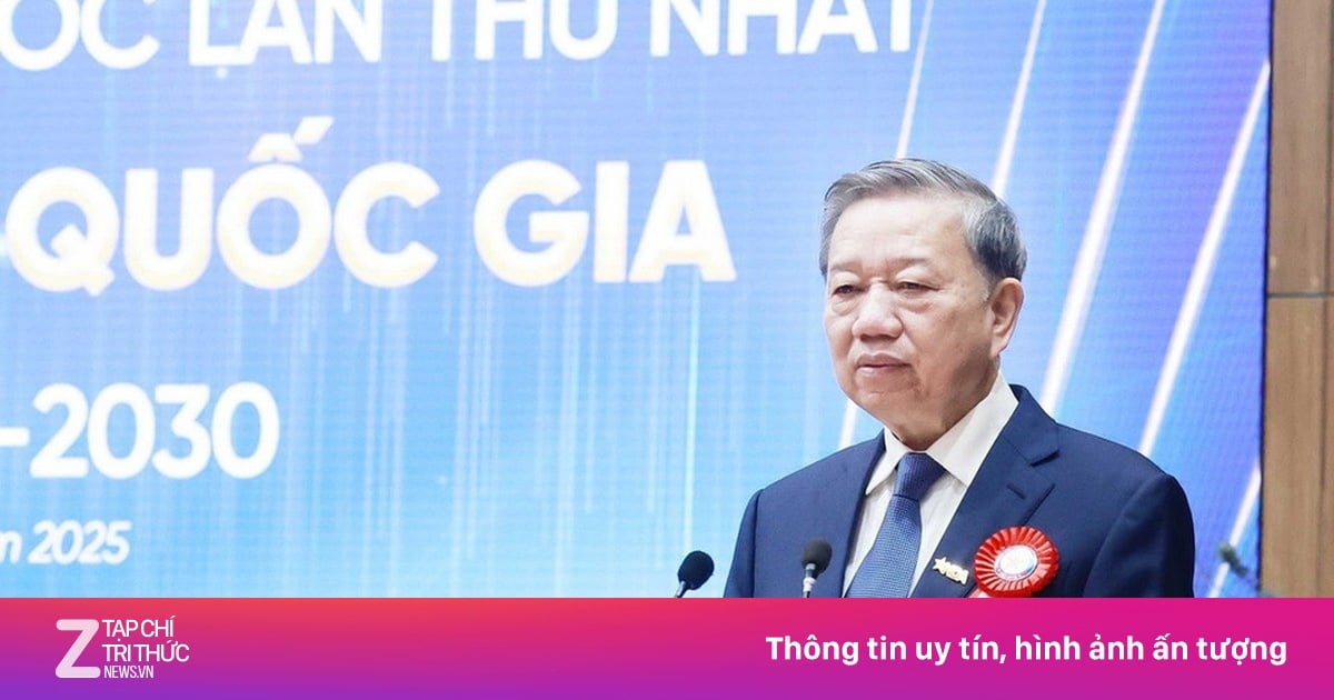 Tổng Bí thư và Thủ tướng dự Đại hội lần thứ nhất Hiệp hội Dữ liệu QG