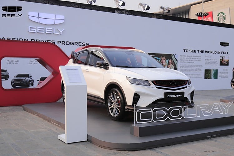 Close-up of Geely Coolray in Vietnam, price starts from 538 million VND