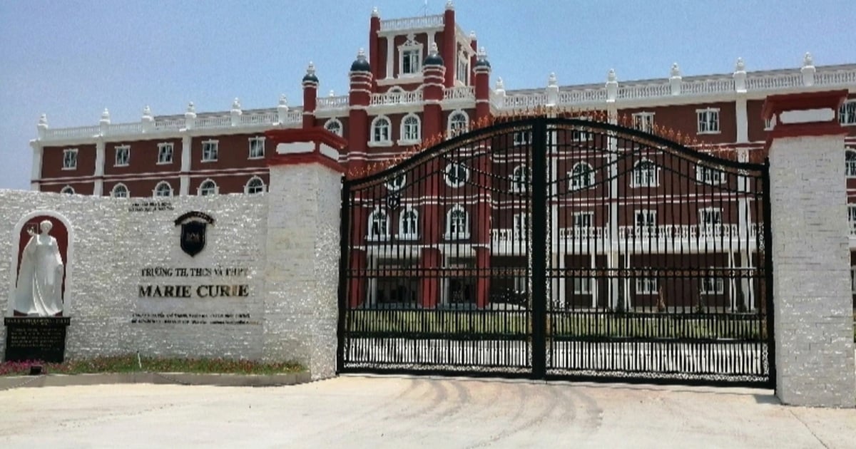 More than 20 students in Binh Duong hospitalized due to suspected heatstroke