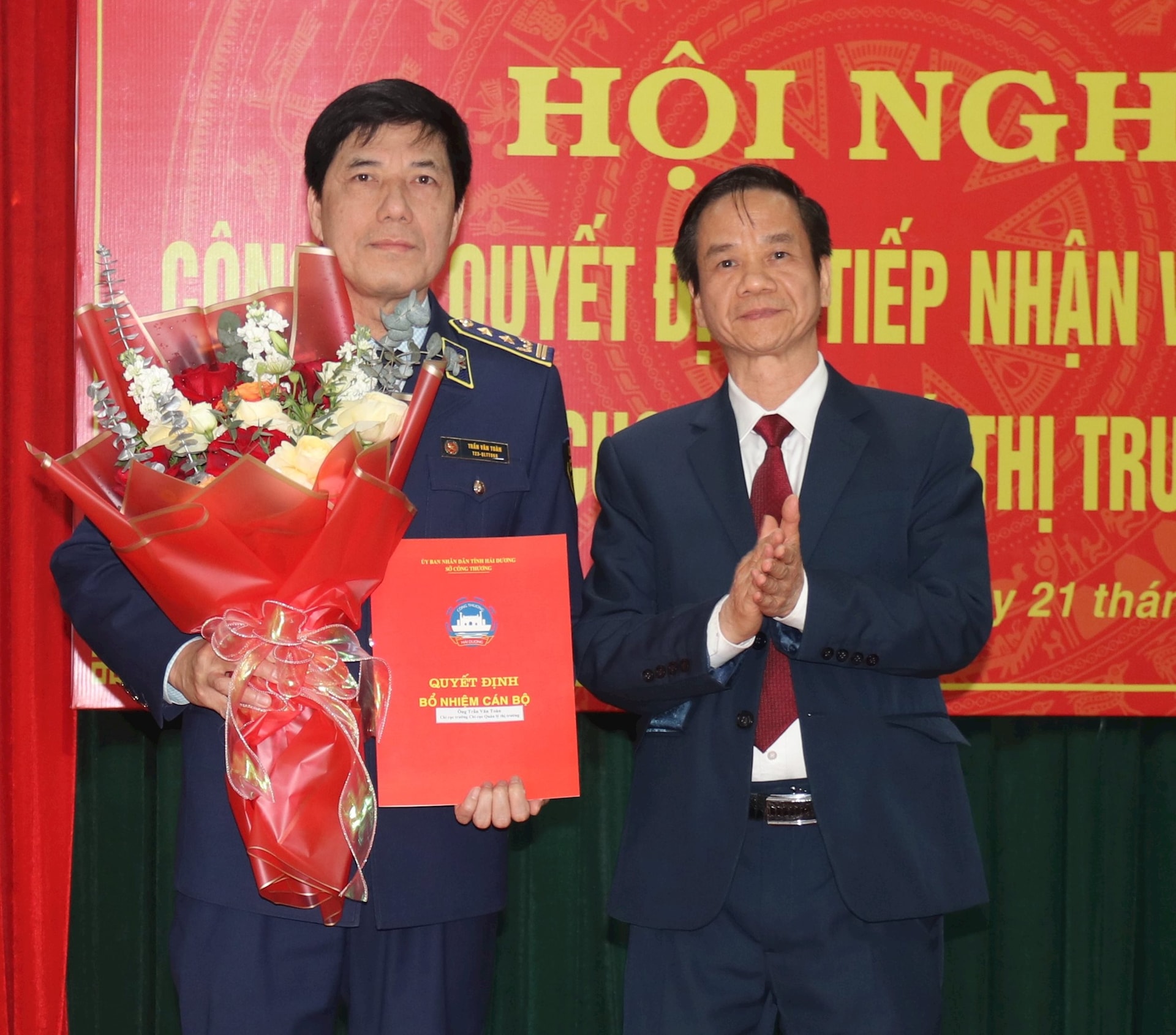 Hai Duong Department of Industry and Trade receives Market Management Department